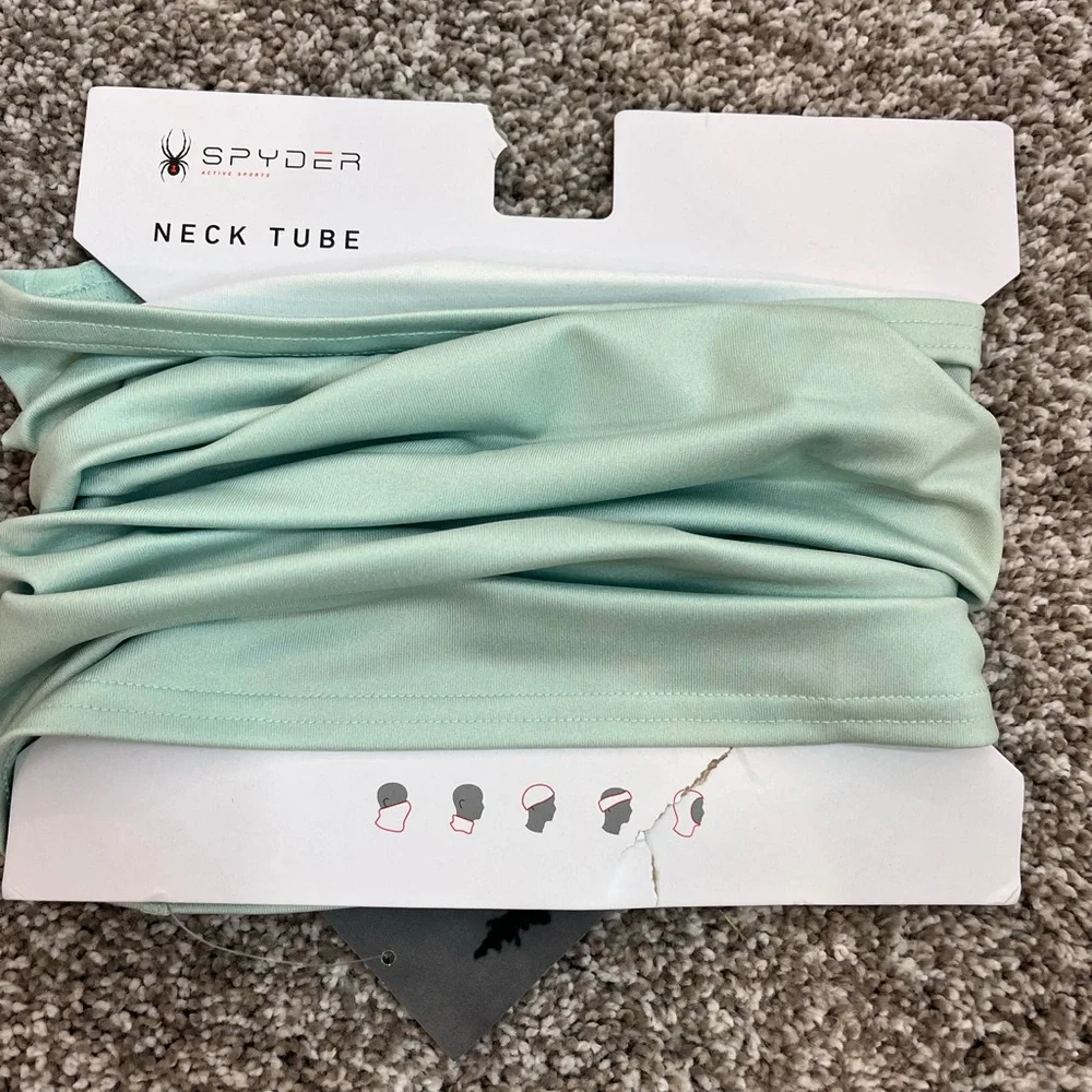 ⭐️ Spyder Light Green Neck Tube
